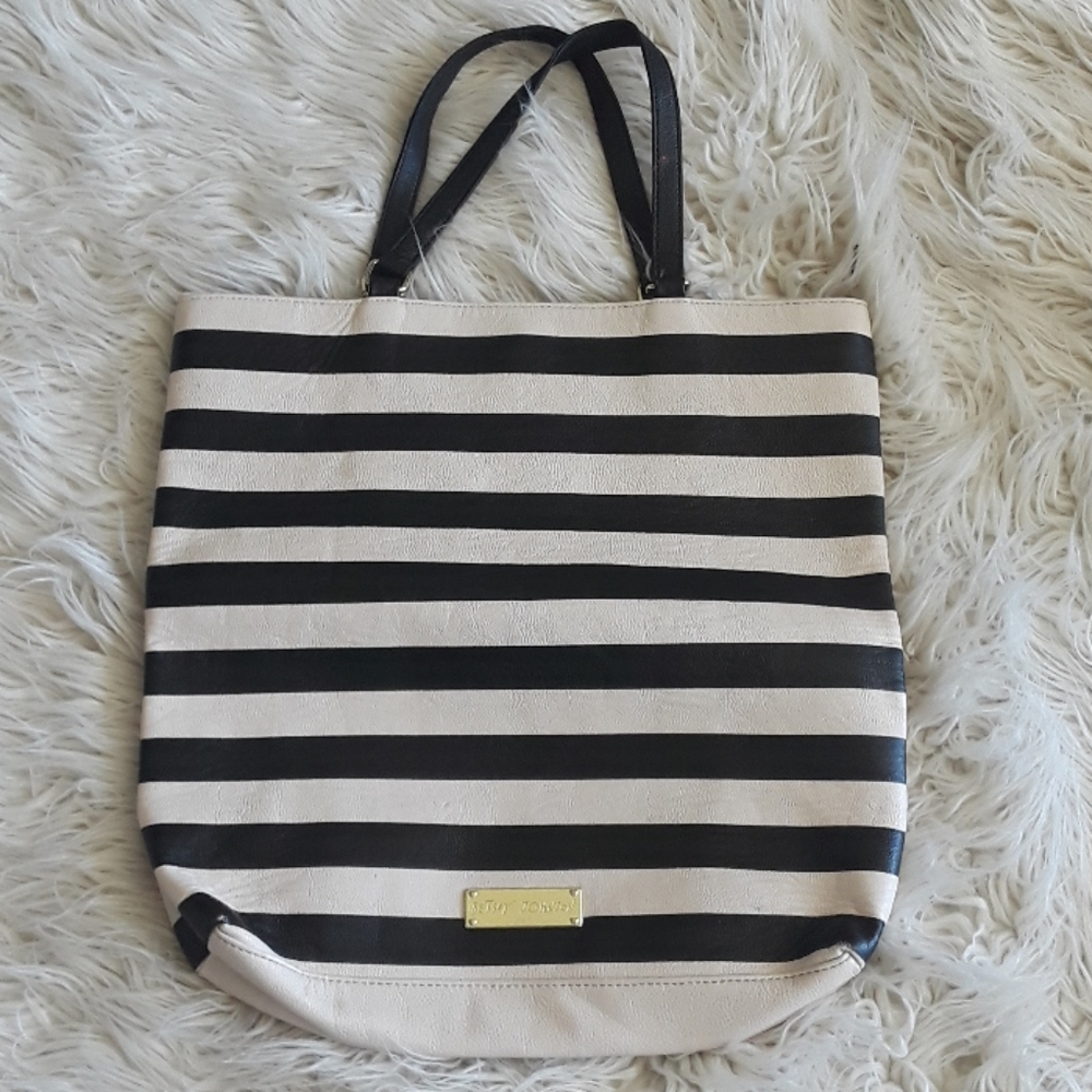 BETSEY JOHNSON vintage tote - Picture 3 of 13